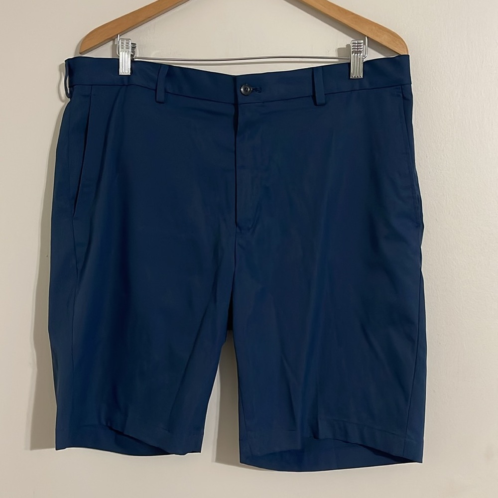Walter Hagan blue golf shorts 38